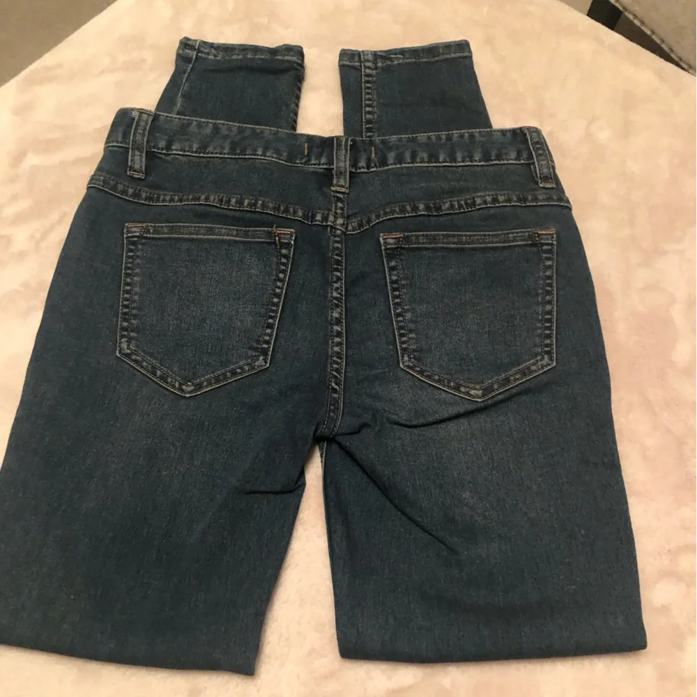 Free People Busted Knees Skinny Distressed Jeans - Size 26